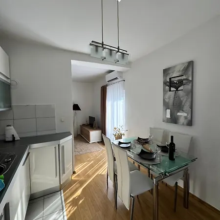 Alpeza Apartment Grude