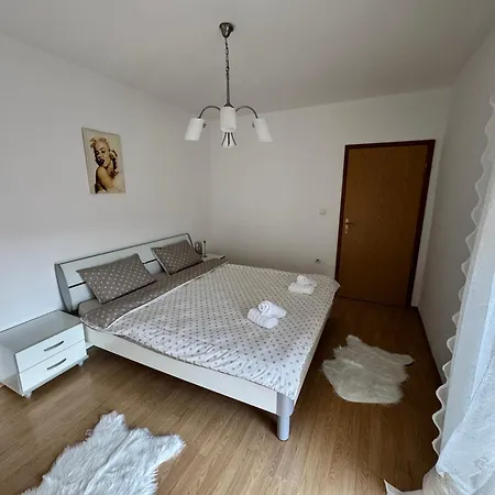 Alpeza Apartment